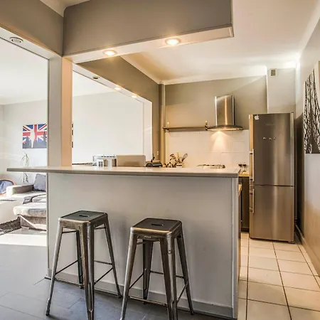 La Casa - View Of The Racecourse & Meadow *